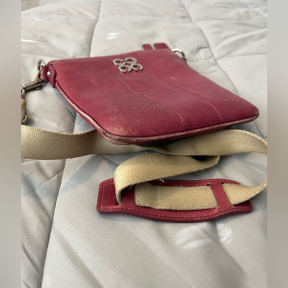 Coach Vintage Raspberry Leather Crossbody Purse Silver Details Cute Colorful - Picture 2 of 6